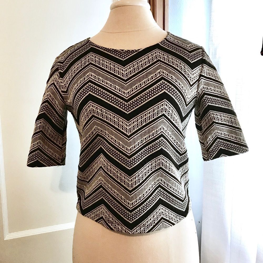 Chevron Striped Top - Picture 6 of 11